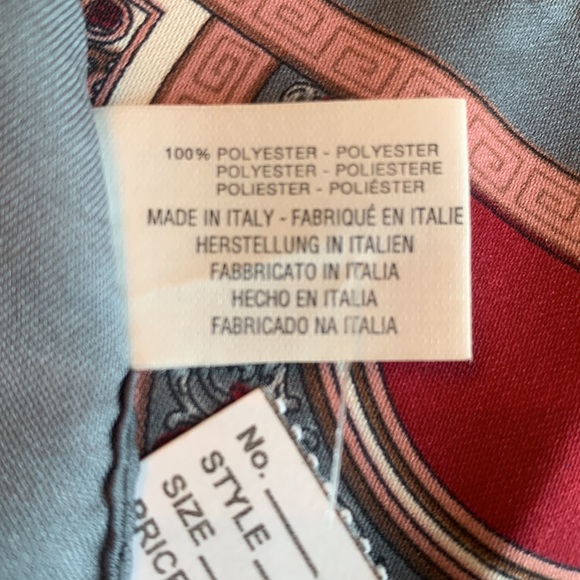 SQUARE SCARF from ITALY - Picture 3 of 3